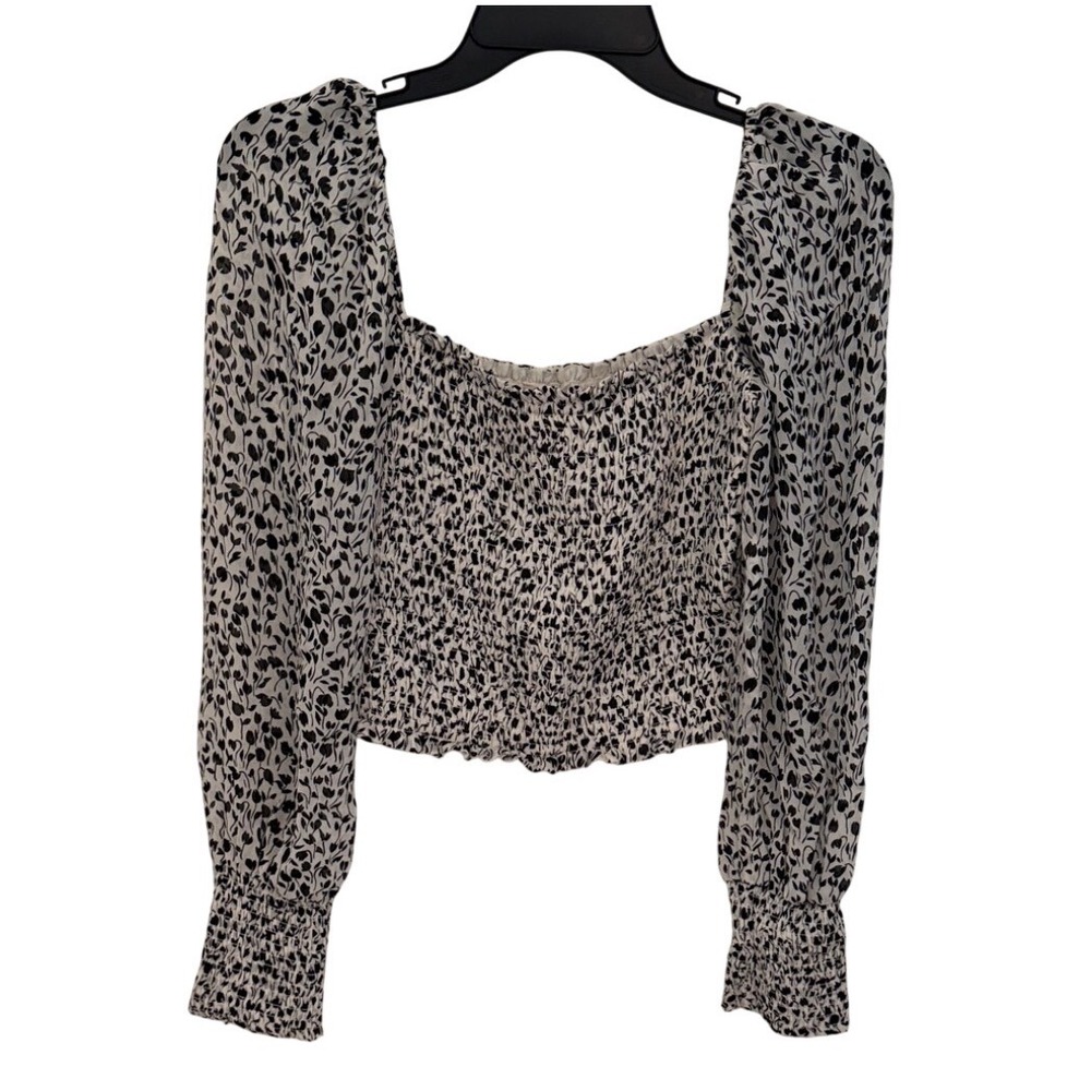 Little Moon Aritzia Smocked Floral Crop Top boho off shoulder Long Sleeve